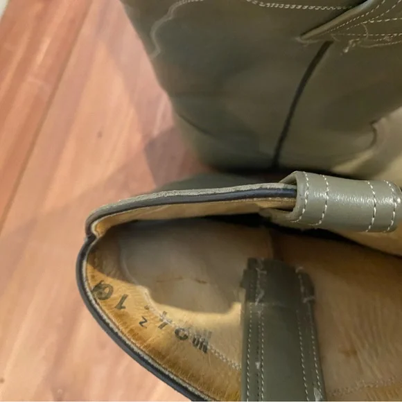 8 VINTAGE COWBOY BOOTS Womens,vintage gray boots,vintage western boots womens - Picture 6 of 7